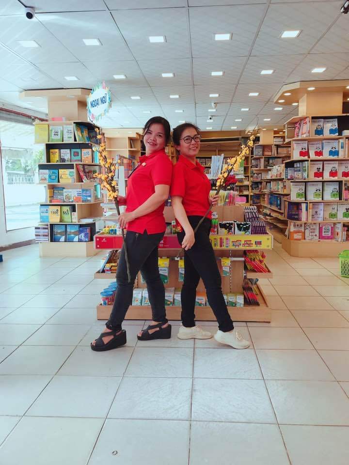 Minh khai book store