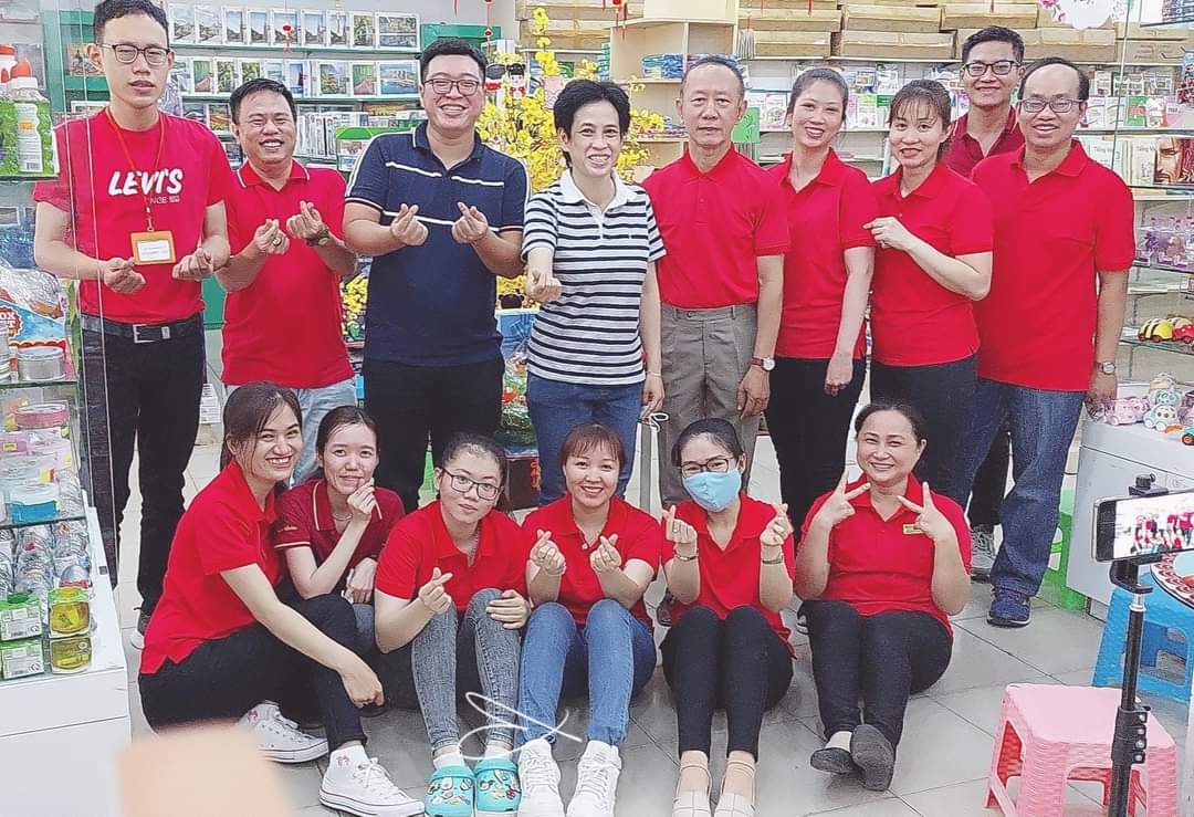 Minh khai book store