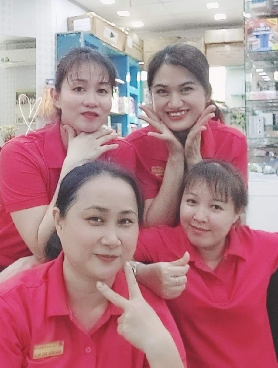 Minh khai book store