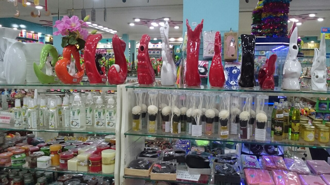 Minh khai book store